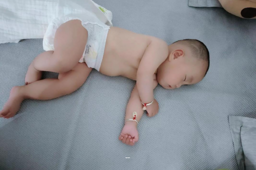 阜阳宝宝突然很多眼屎
